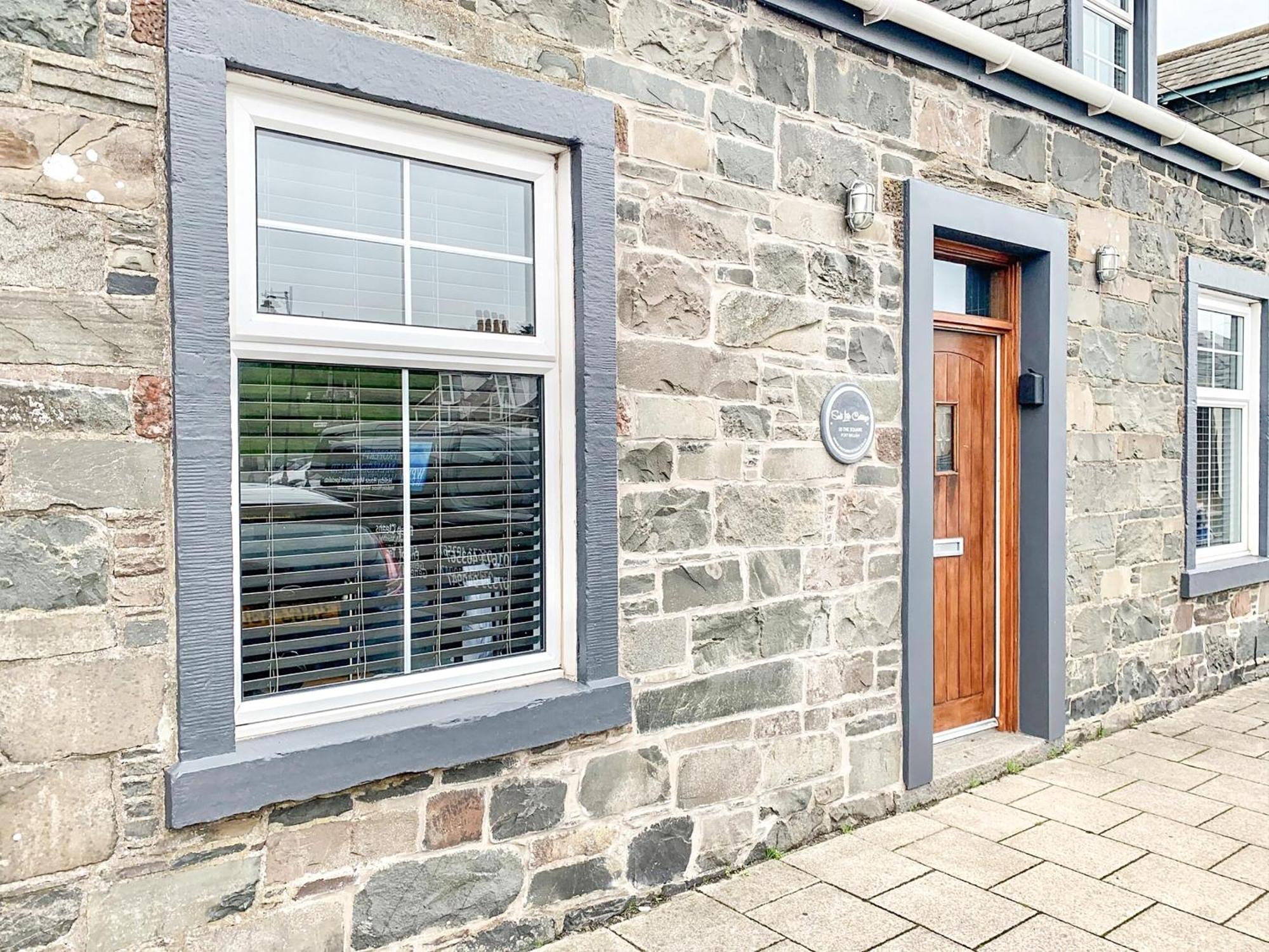 Saltlife Cottage Port William Exteriör bild